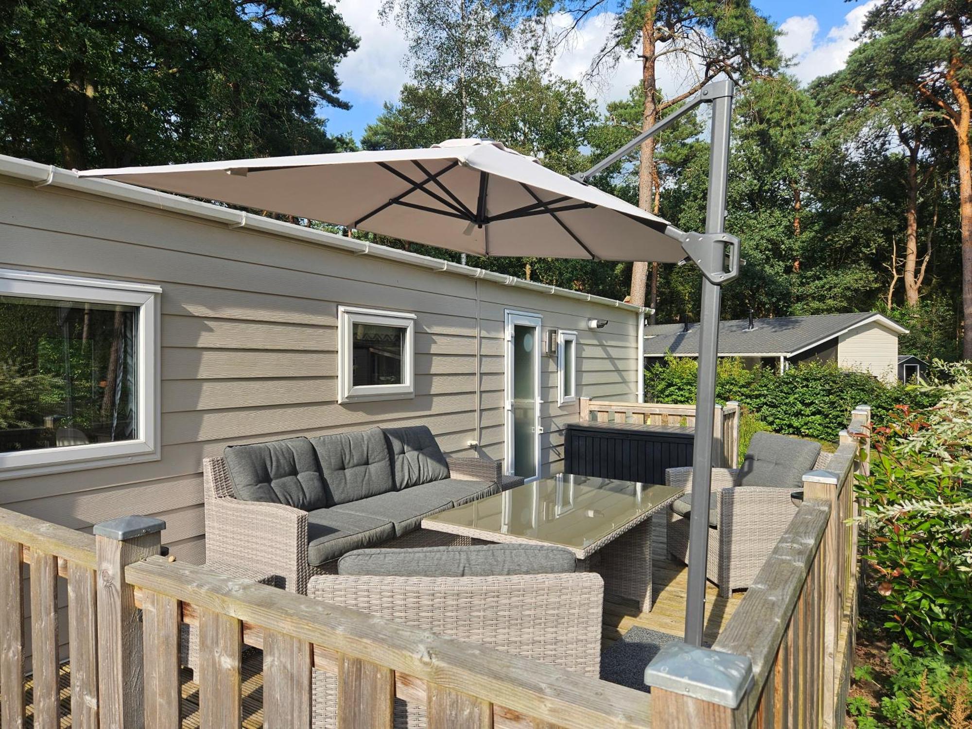 Luxe 4 Persoons Chalet Op 5 Sterren Camping 랄트 외부 사진